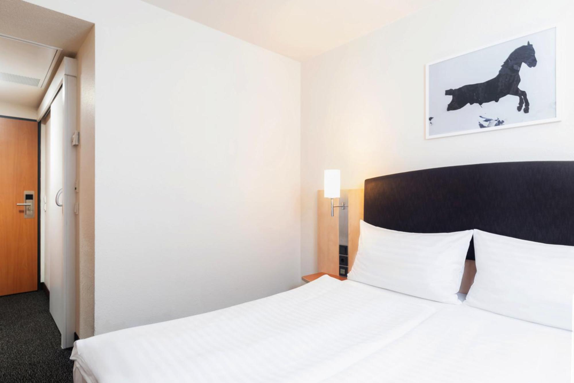 Intercityhotel 4* Wiedeń